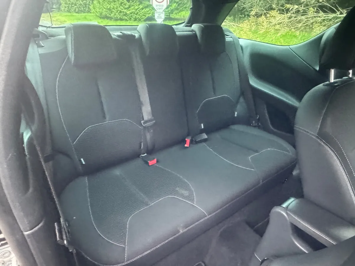 Citroen DS 3 Hatchback, Petrol, 2014, Black