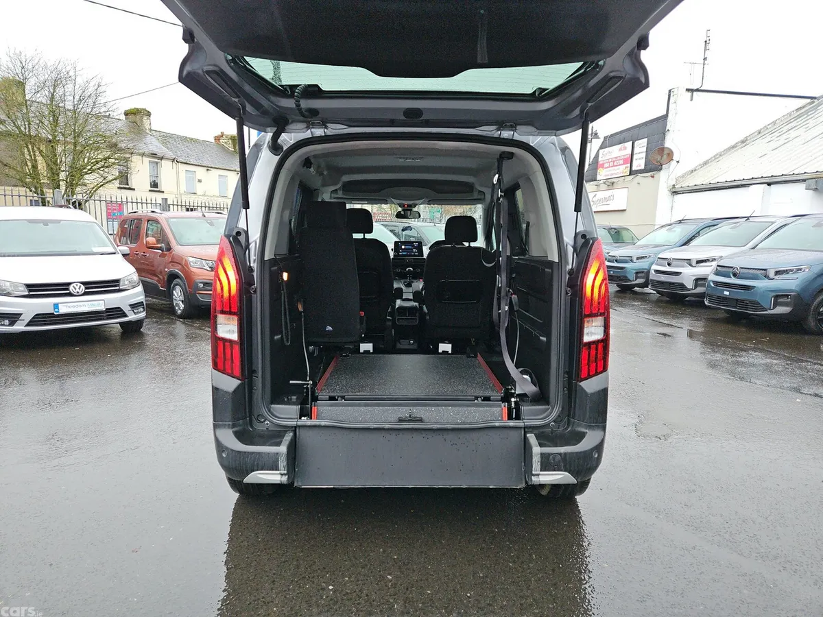 Peugeot Rifter MPV, Diesel, 2020, Grey