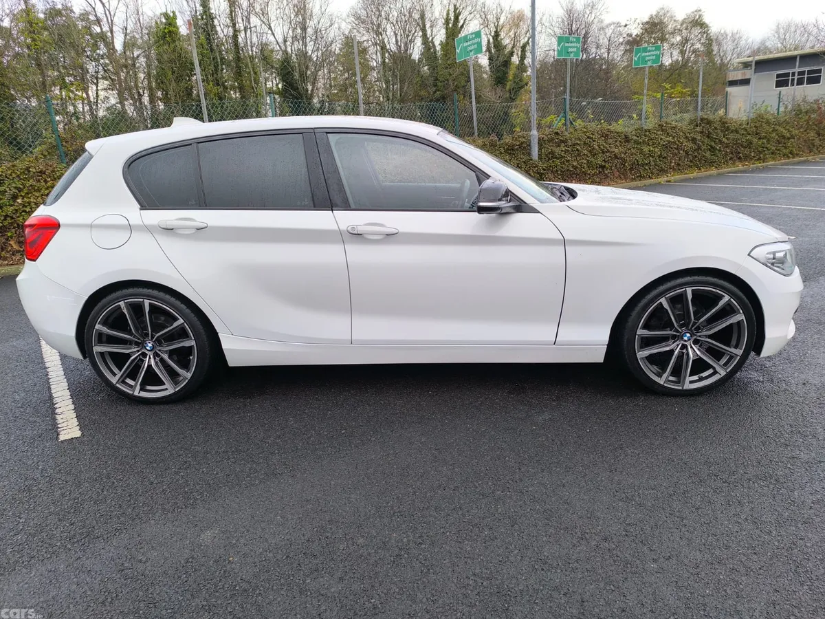BMW 1-Series Hatchback, Diesel, 2017, White