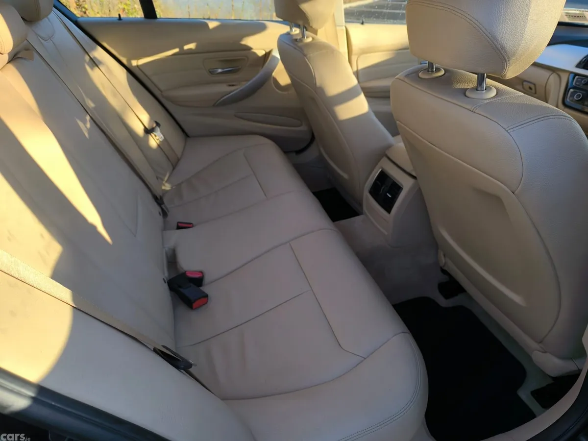 BMW 3-Series Saloon, Diesel, 2016, Black