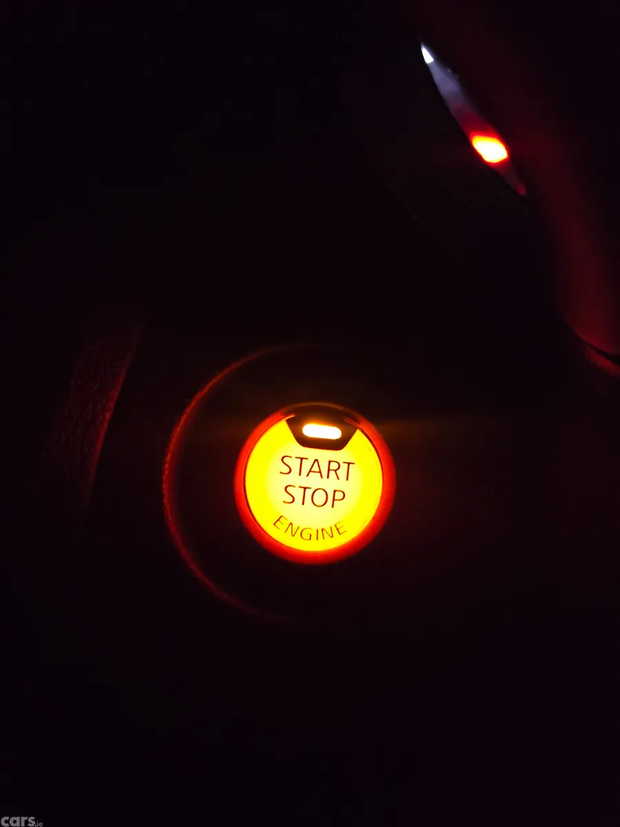Nissan Juke SUV, Petrol, 2016, Yellow