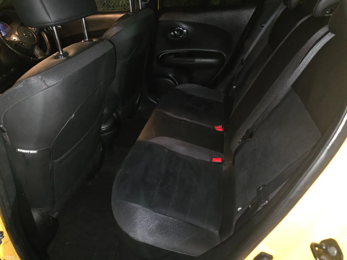 Nissan Juke SUV, Petrol, 2016, Yellow