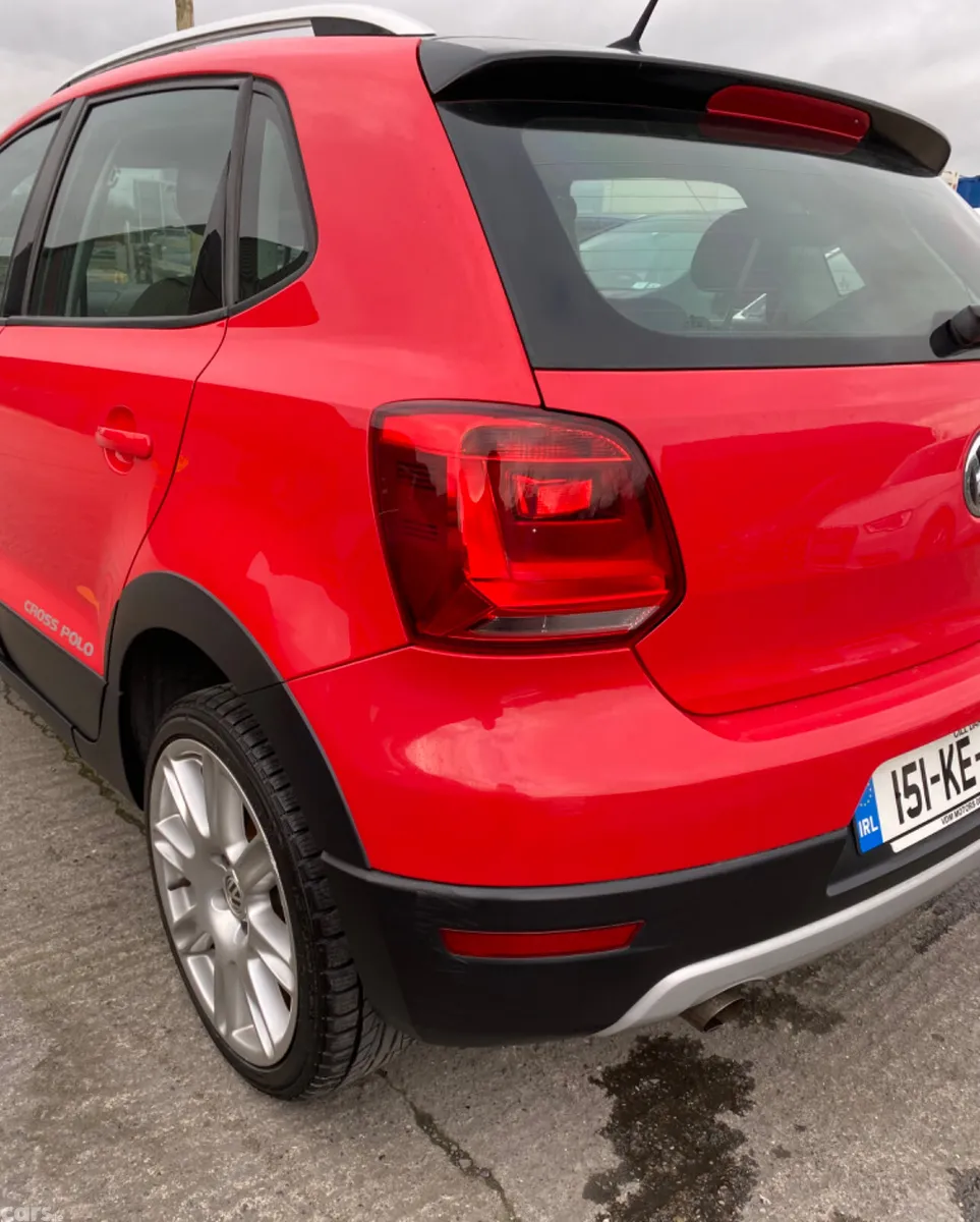 Volkswagen Polo Hatchback, Petrol, 2015, Red