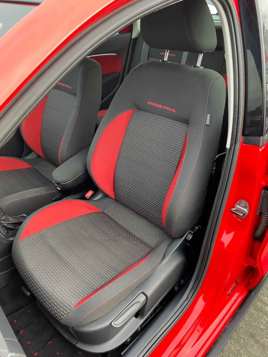 Volkswagen Polo Hatchback, Petrol, 2015, Red