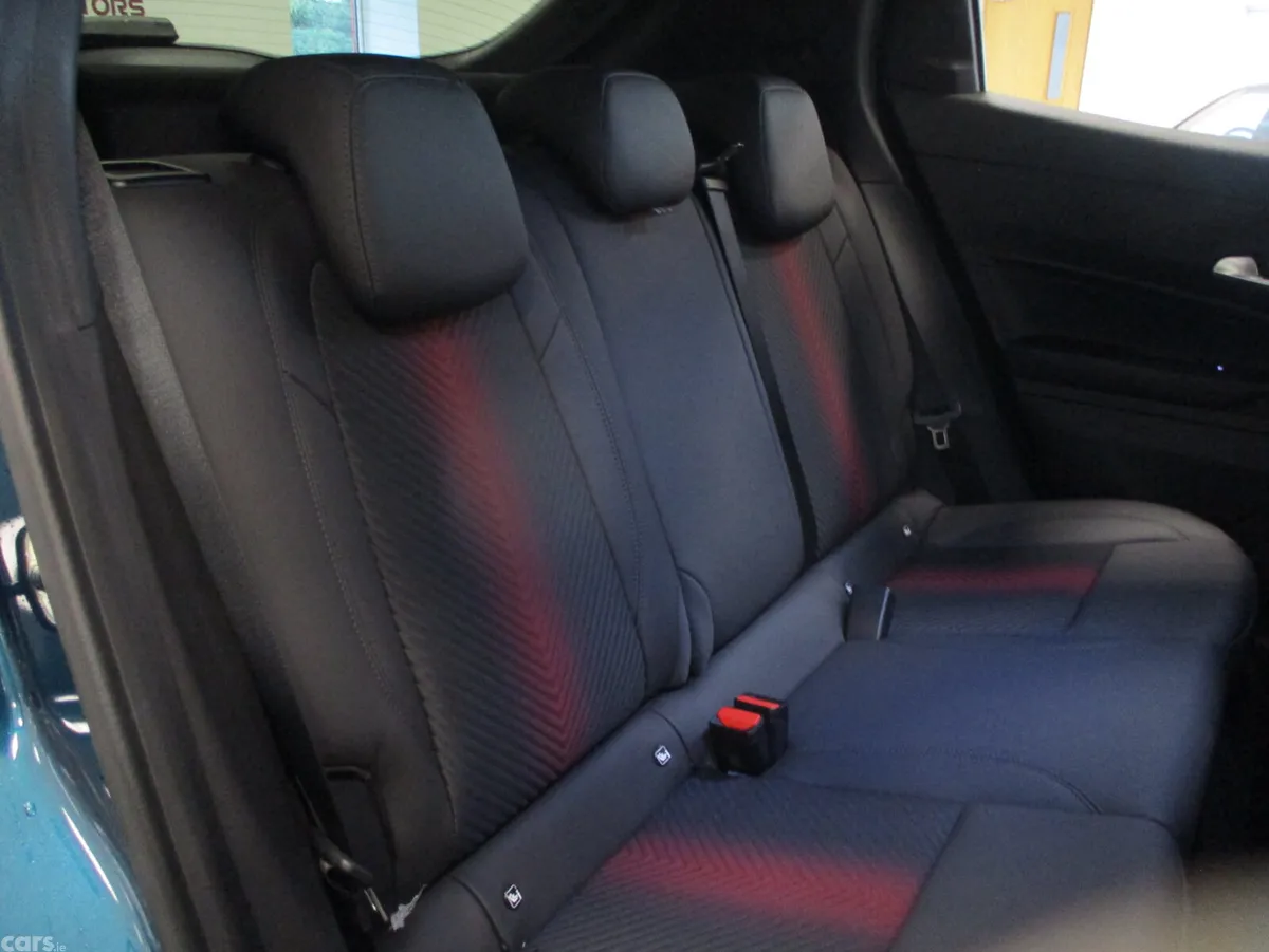 Alfa Romeo Junior SUV, Electric, 2026, Blue