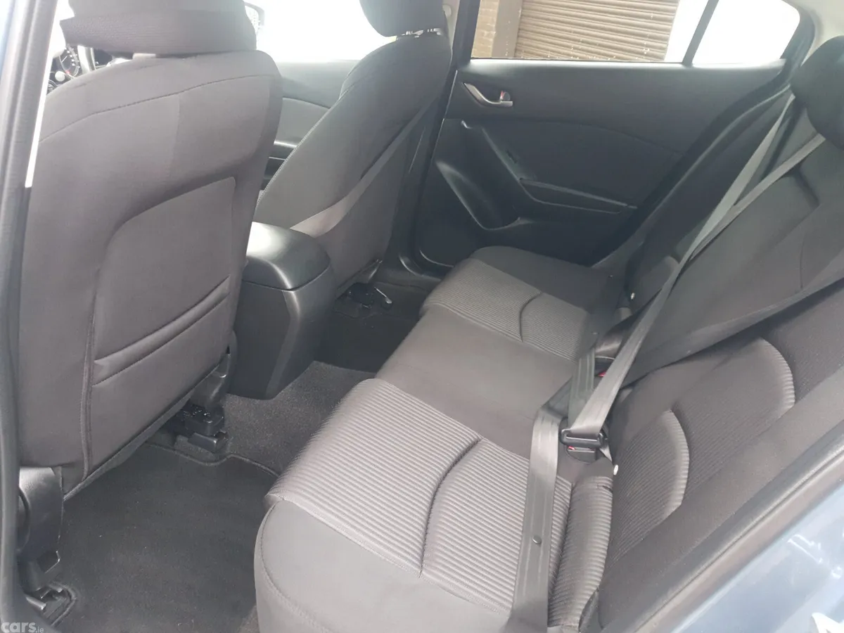Mazda Mazda3 Saloon, Diesel, 2017, Blue