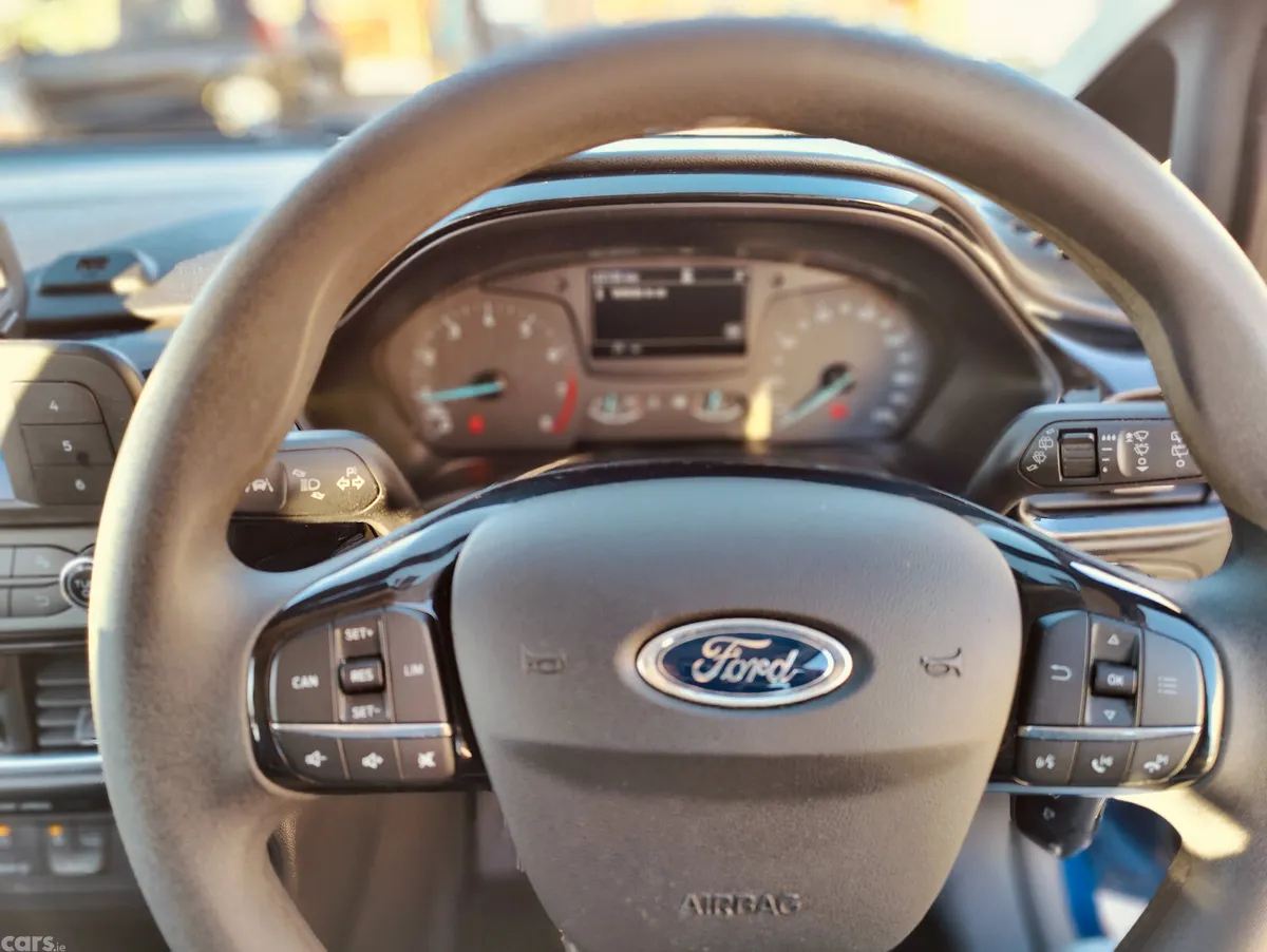 Ford Fiesta Hatchback, Petrol, 2018, Blue