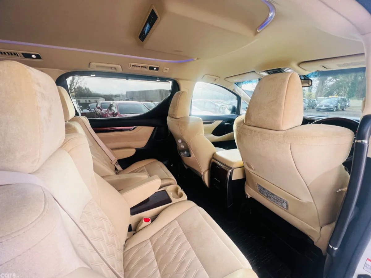 Toyota Alphard MPV, Petrol Hybrid, 2016, White
