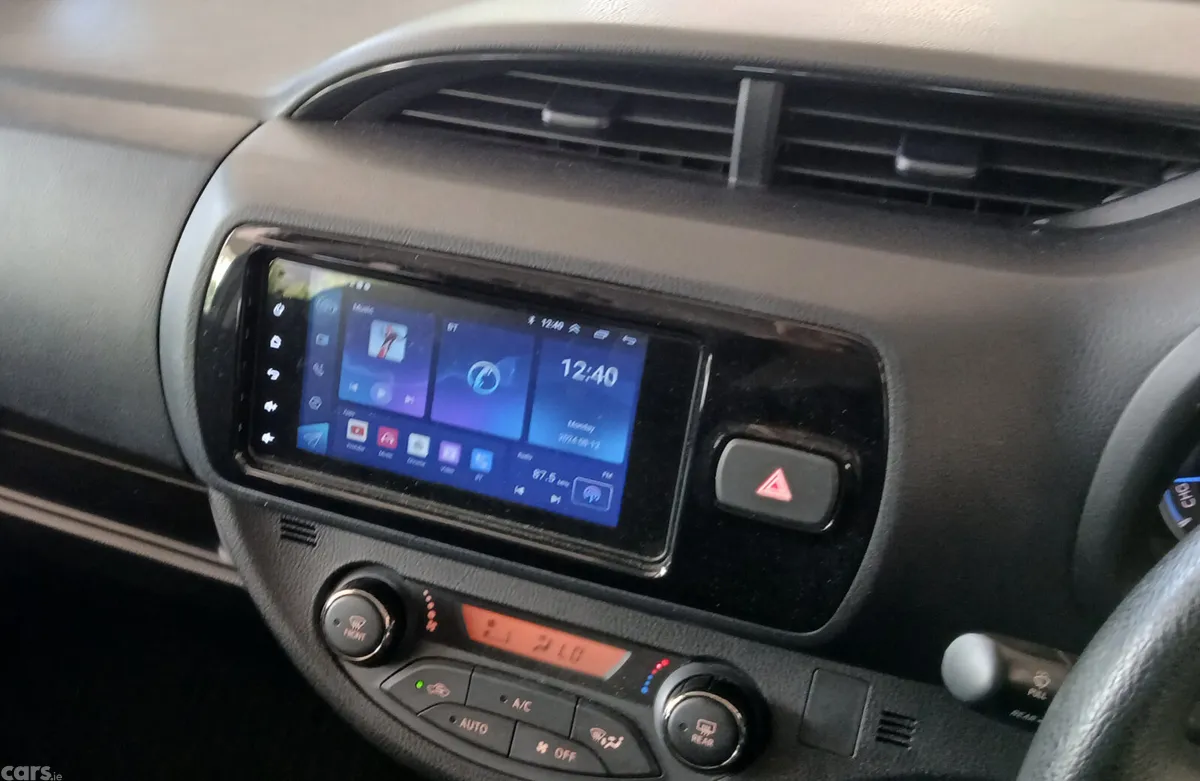 Toyota Vitz Hatchback, Petrol Hybrid, 2017, White