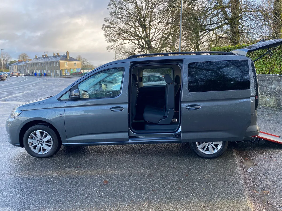 Volkswagen Caddy Maxi Life MPV, Diesel, 2026, Grey