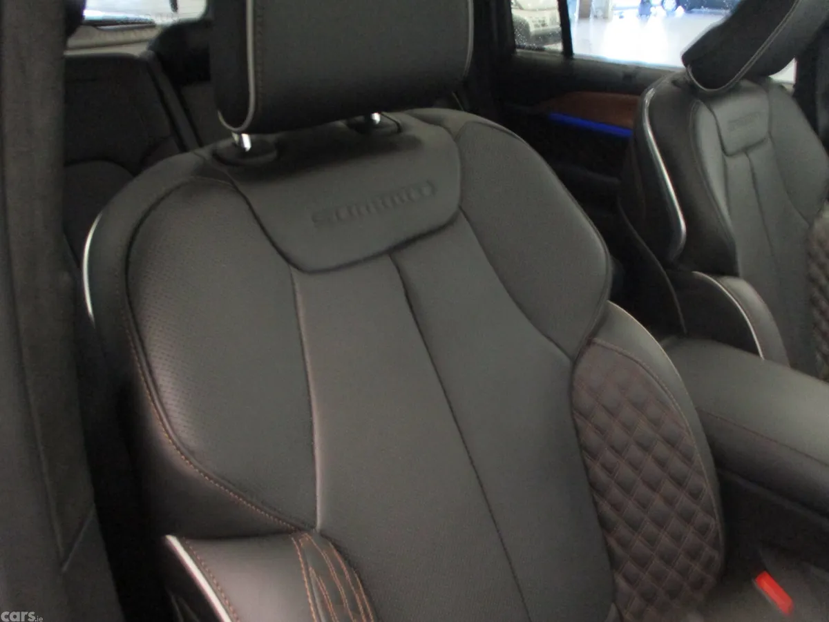 Jeep Grand Cherokee SUV, Petrol Plug-in Hybrid, 2025, Red