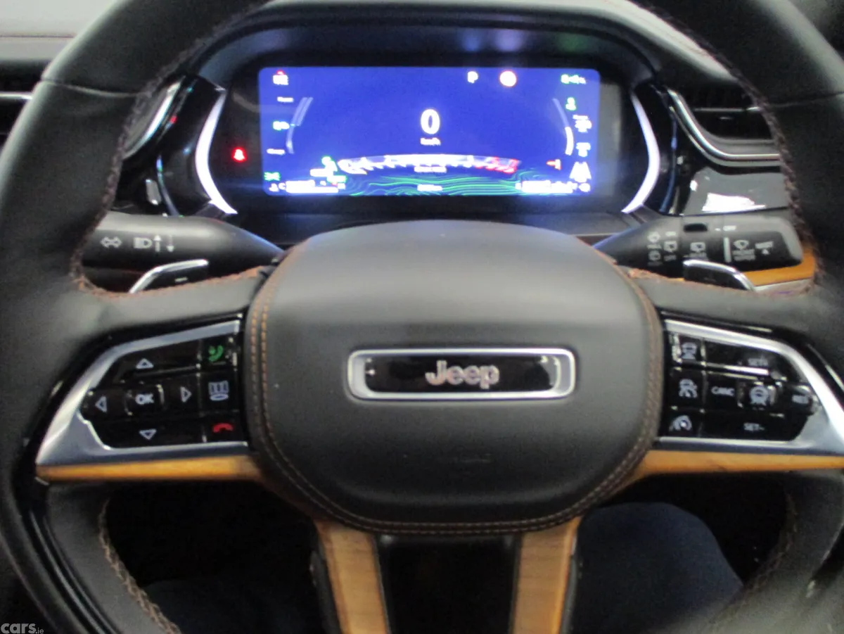 Jeep Grand Cherokee SUV, Petrol Plug-in Hybrid, 2025, Red