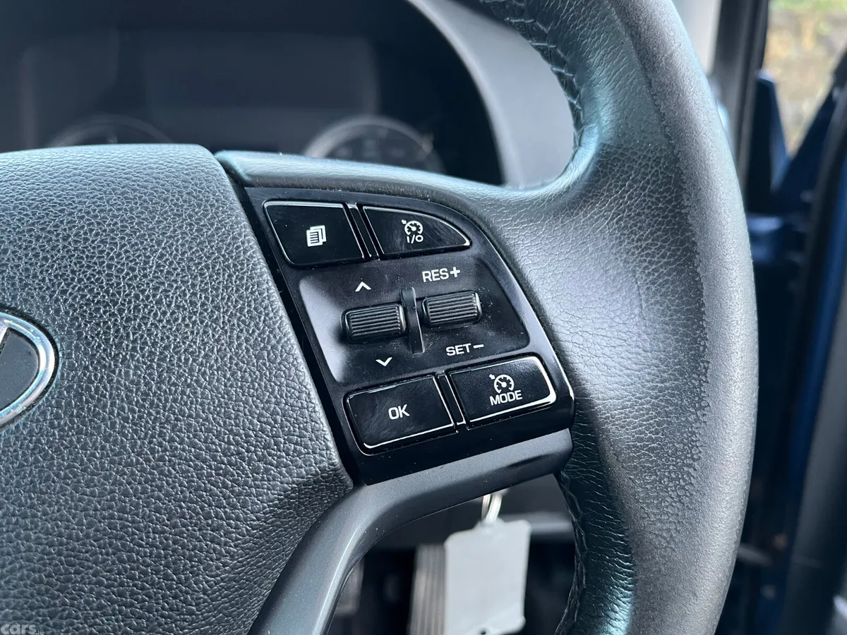 Hyundai Tucson SUV, Diesel, 2016, Blue