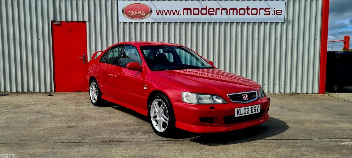 Honda Accord Saloon, Petrol, 2002, Red