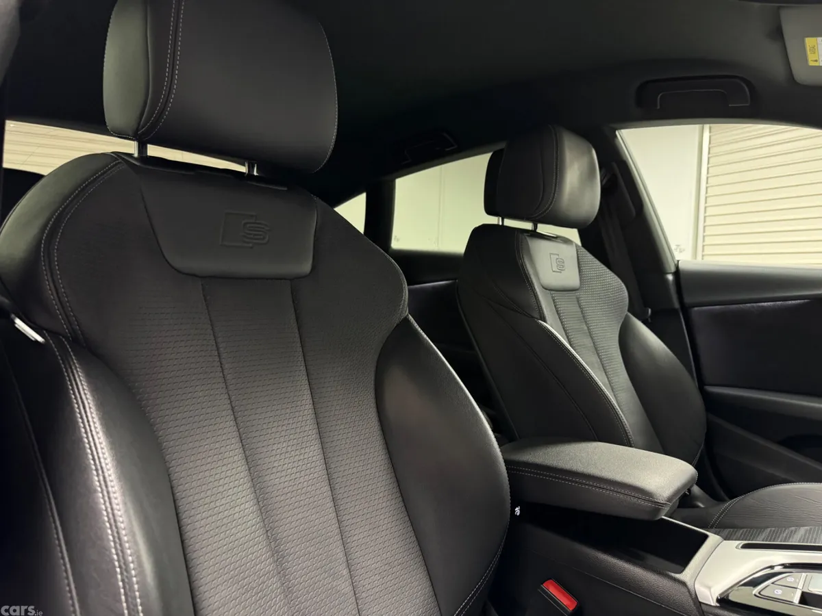 Audi A5 Hatchback, Diesel, 2021, Blue