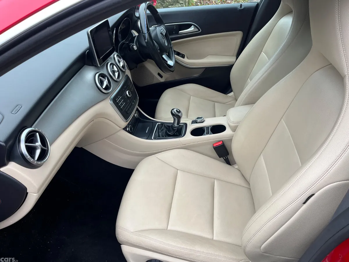 Mercedes-Benz CLA Saloon, Petrol, 2015, Red