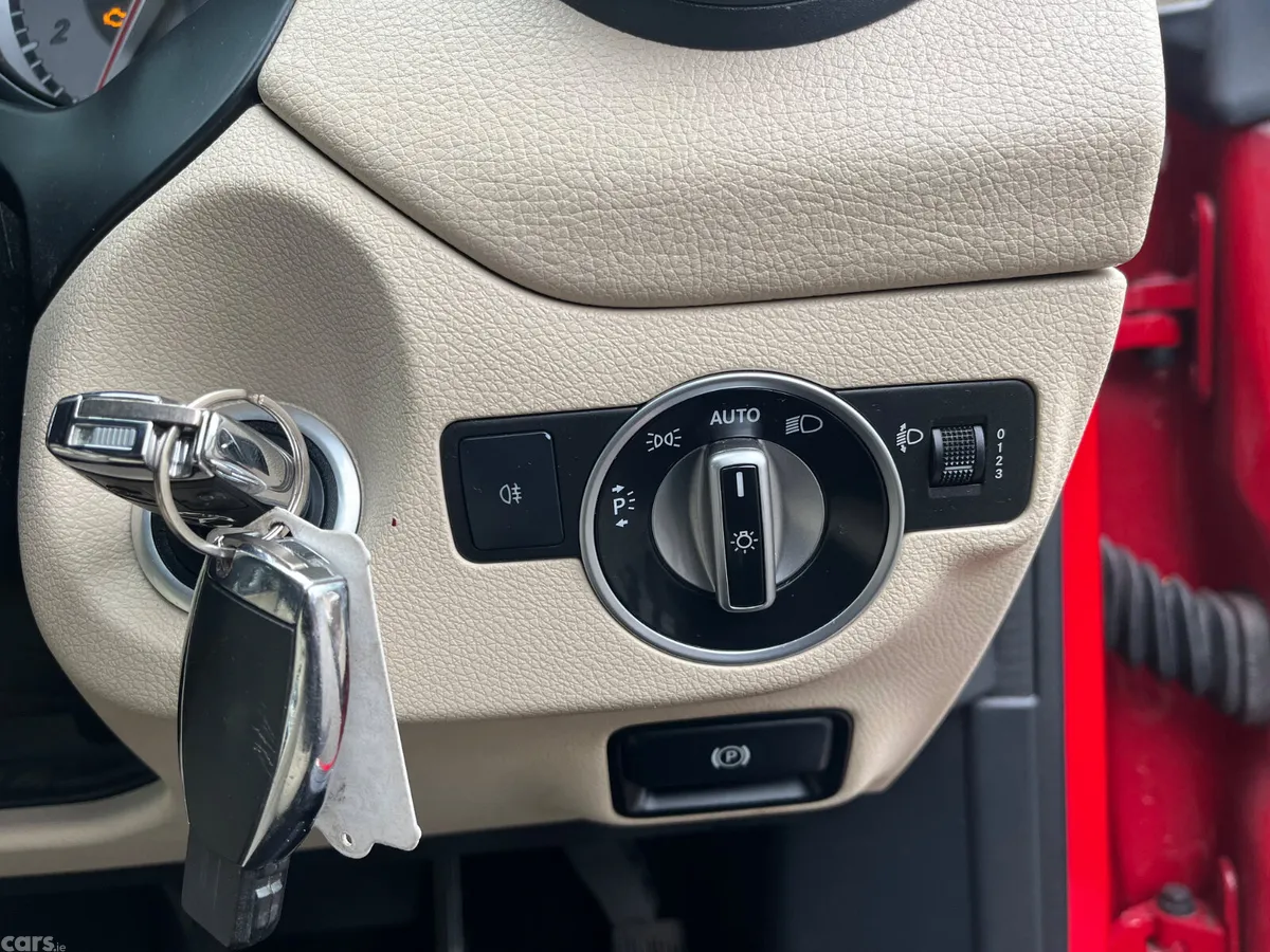 Mercedes-Benz CLA Saloon, Petrol, 2015, Red