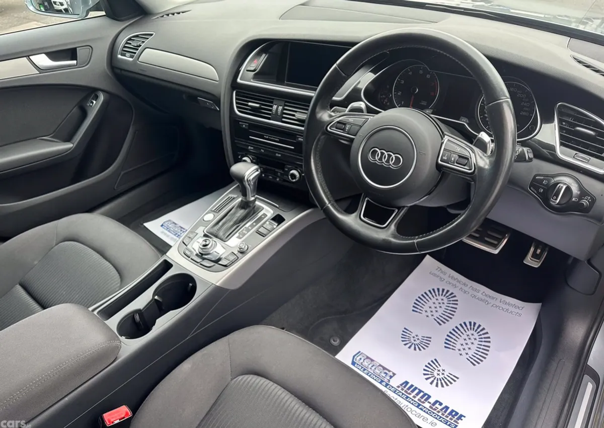Audi A4 Estate, Petrol, 2015, Black