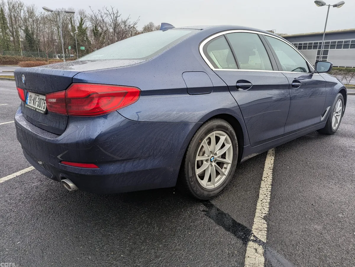 BMW 5-Series Saloon, Diesel, 2019, Blue