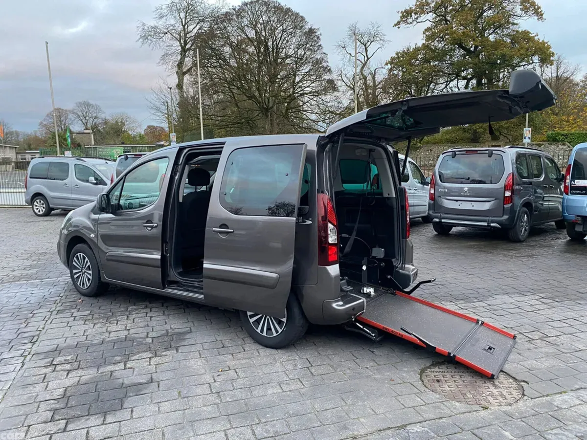 Peugeot Partner Tepee MPV, Diesel, 2018, Grey