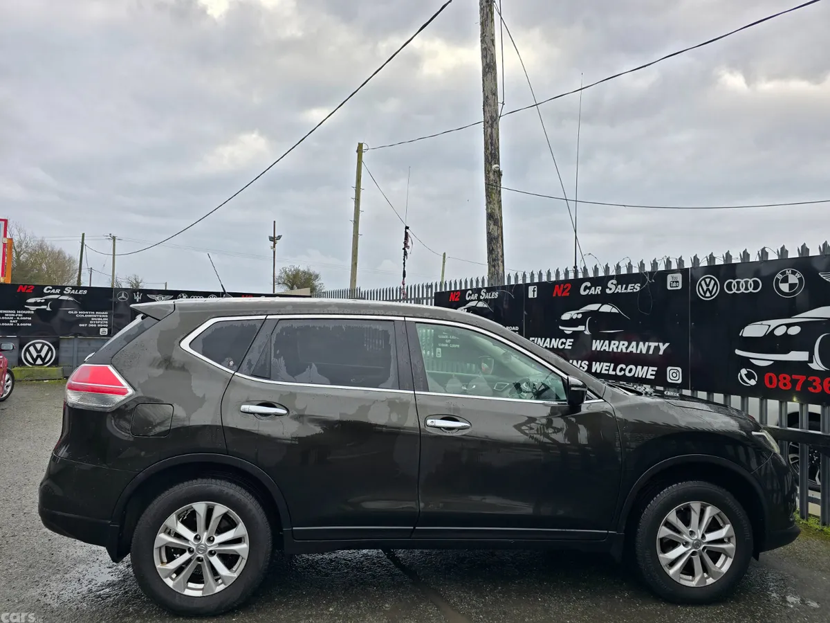 Nissan X-Trail SUV, Diesel, 2016, Green