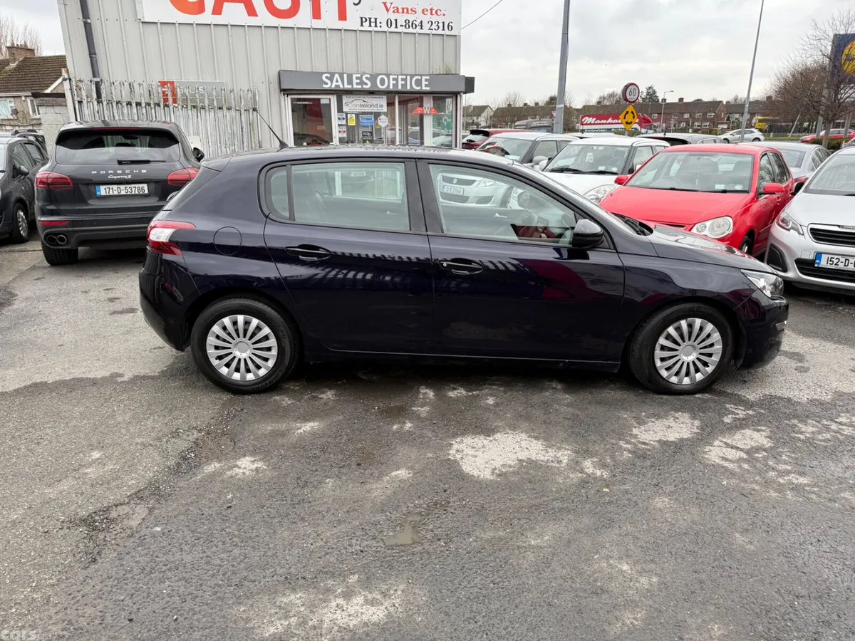 Peugeot 308 Hatchback, Diesel, 2015, Blue