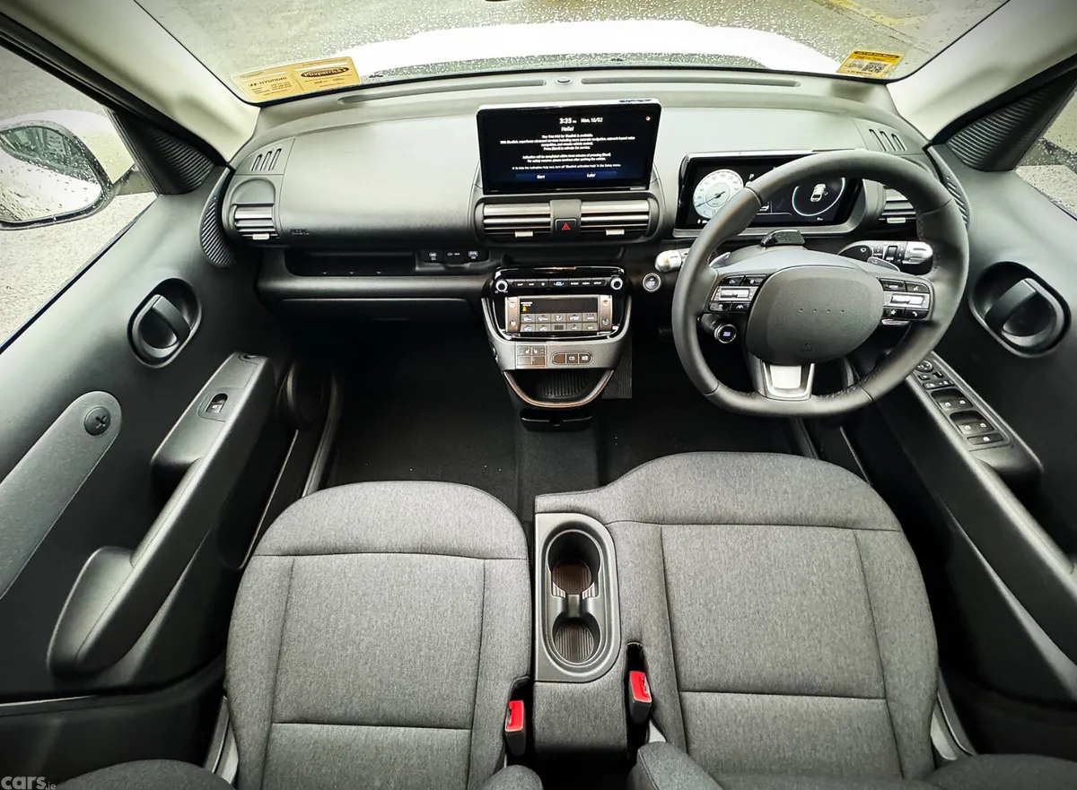 Hyundai INSTER SUV, Electric, 2027, White