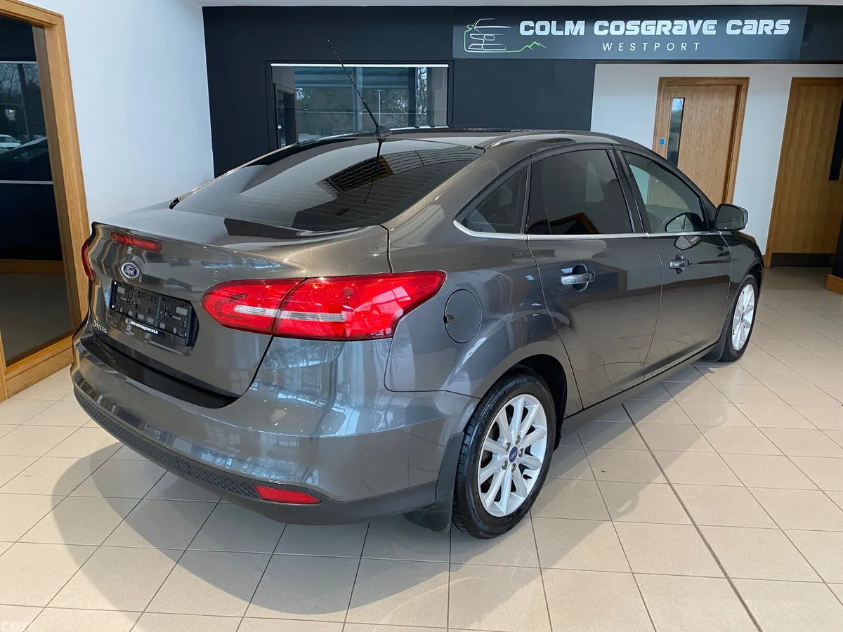 Ford Focus Saloon, Diesel, 2016, Grey