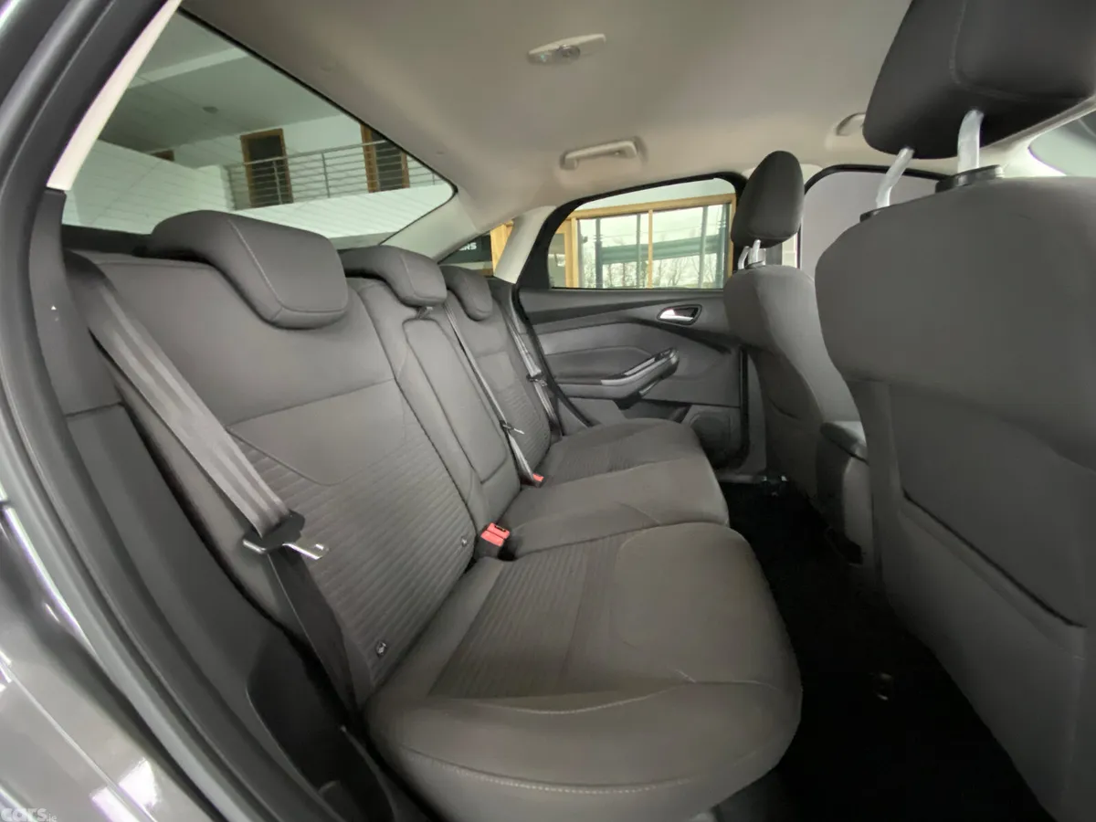 Ford Focus Saloon, Diesel, 2016, Grey