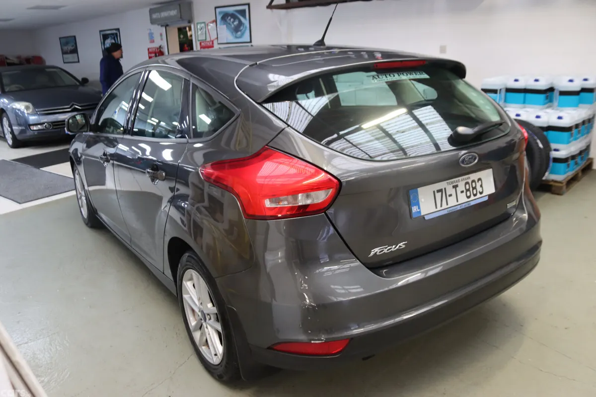 Ford Focus Hatchback, Petrol, 2017, Grey