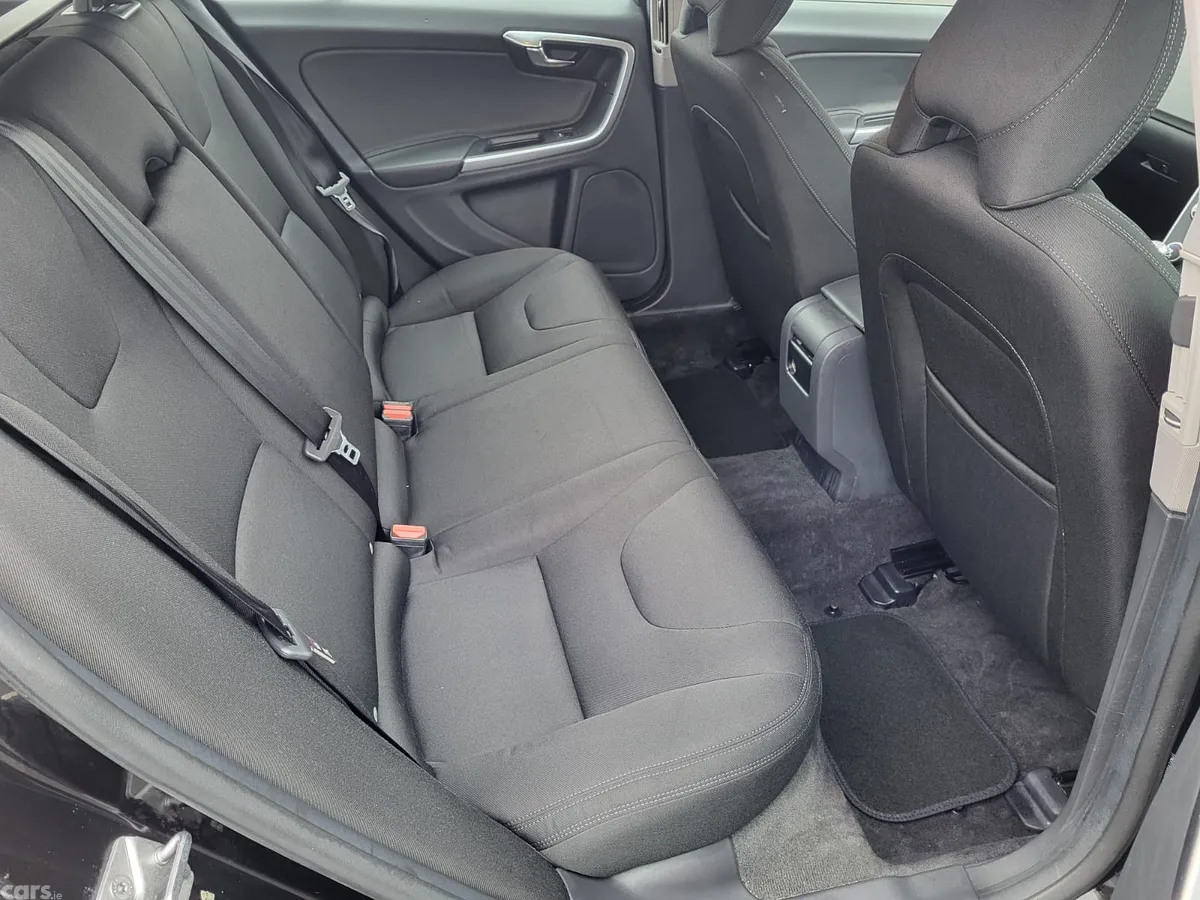Volvo V60 Estate, Diesel, 2016, Black