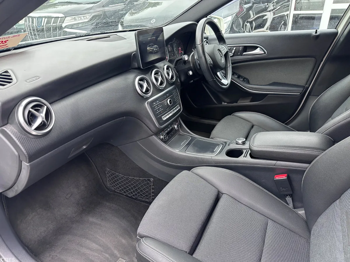 Mercedes-Benz A-Class Hatchback, Petrol, 2017, Black