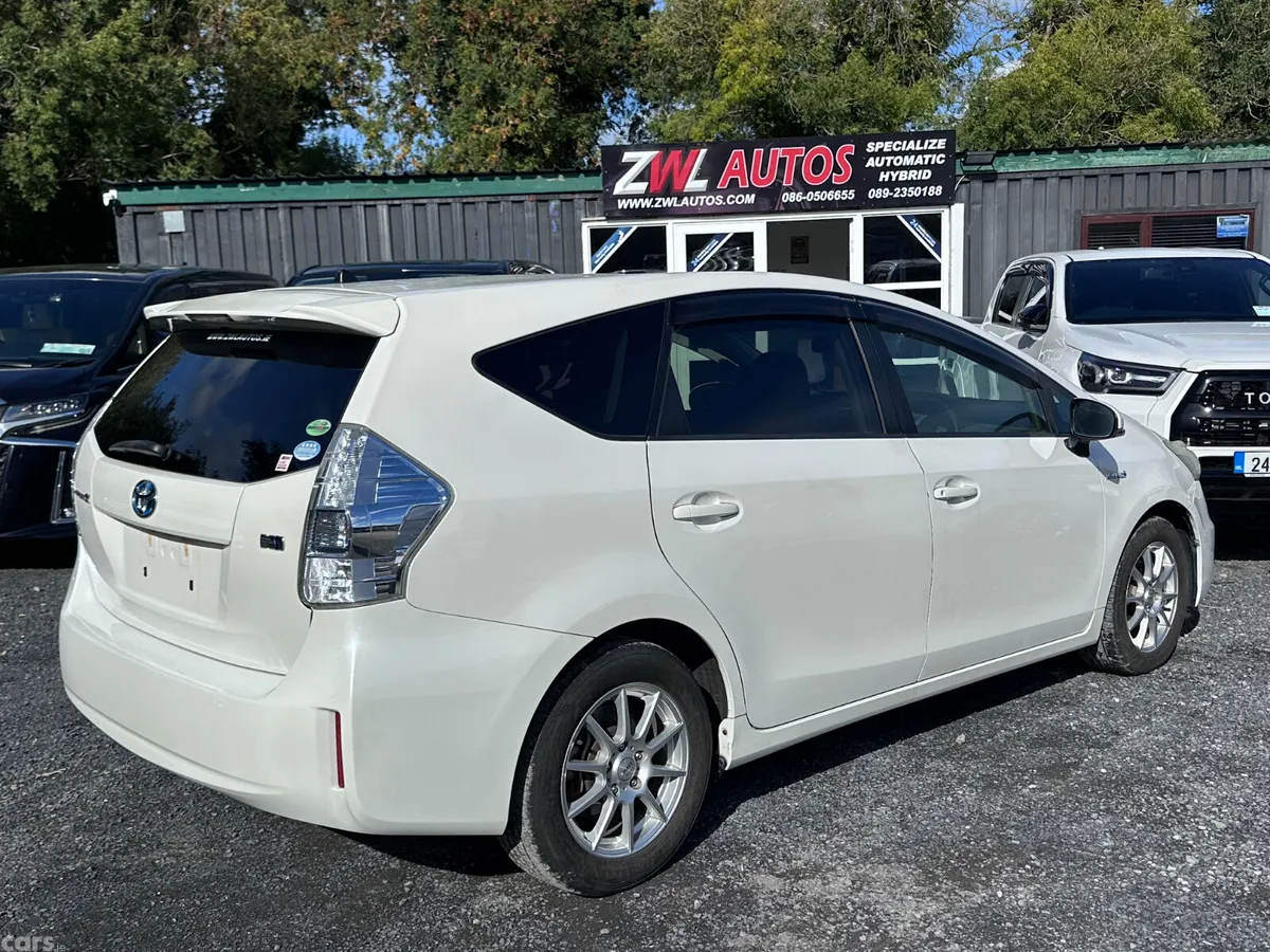 Toyota Prius MPV, Petrol Hybrid, 2012, White