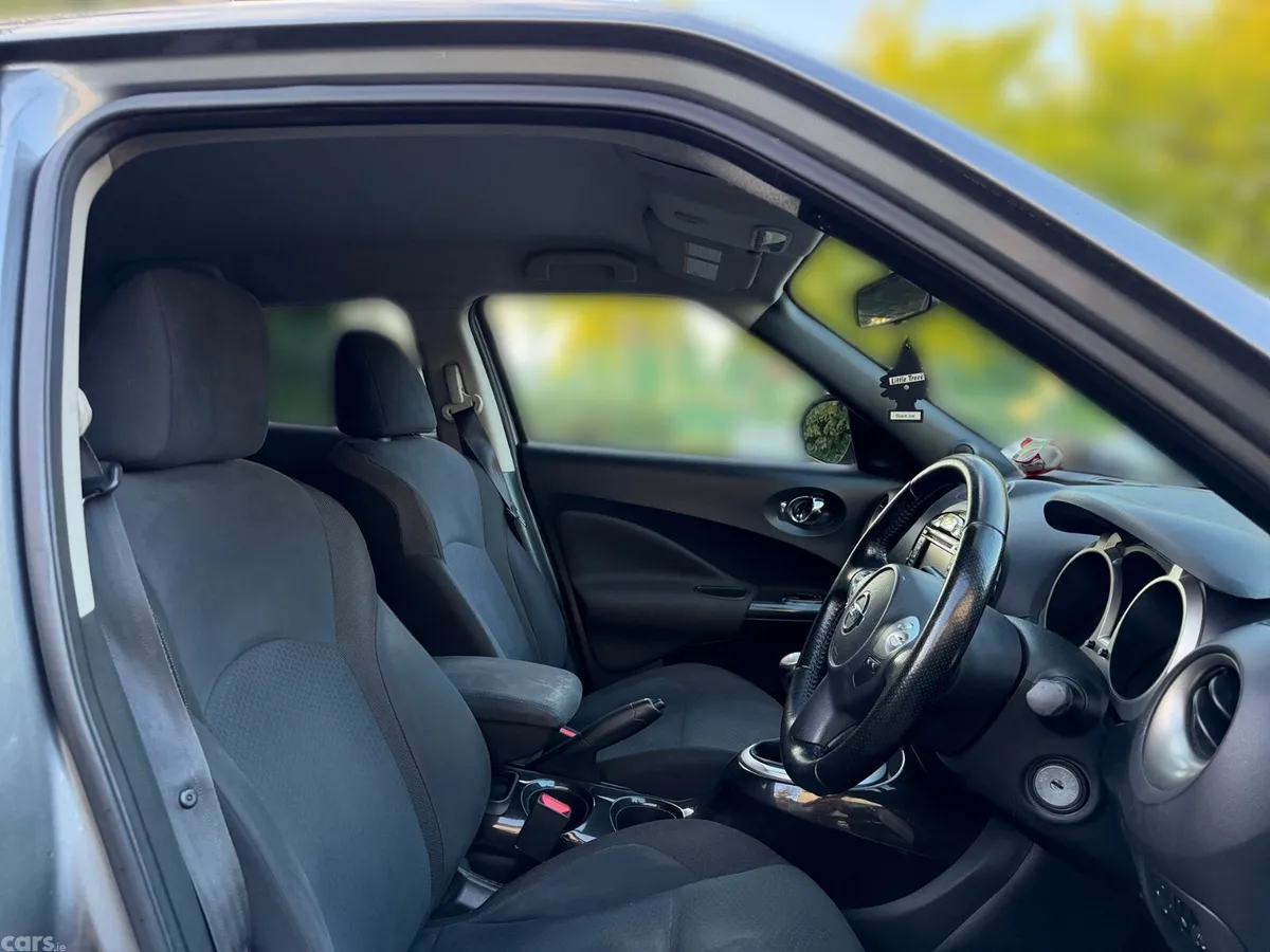 Nissan Juke SUV, Diesel, 2014, Grey