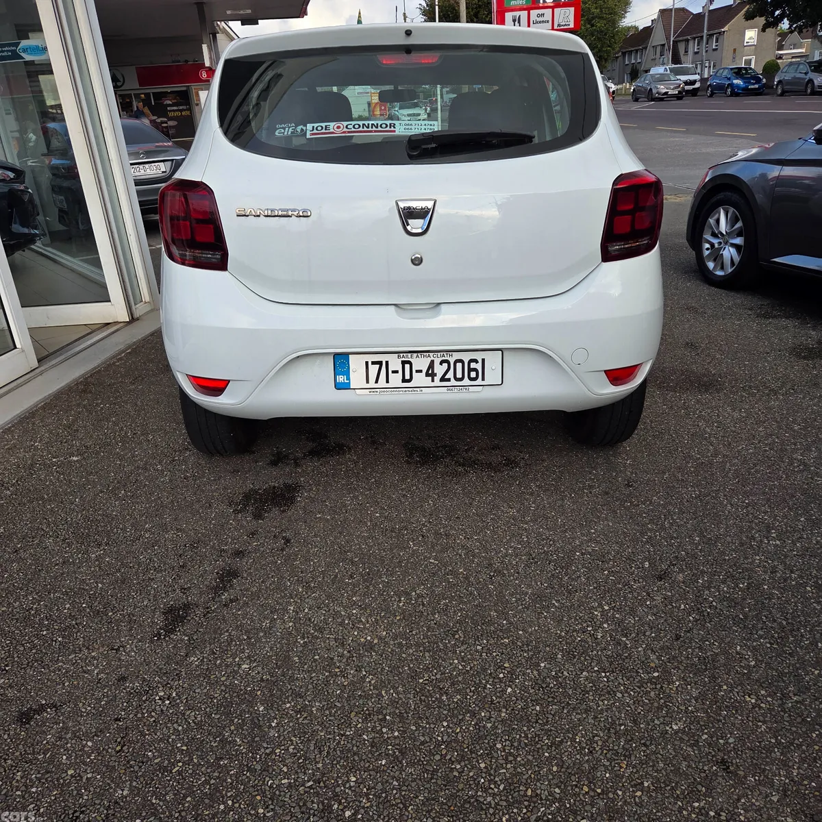 Dacia Sandero Hatchback, Petrol, 2017, White