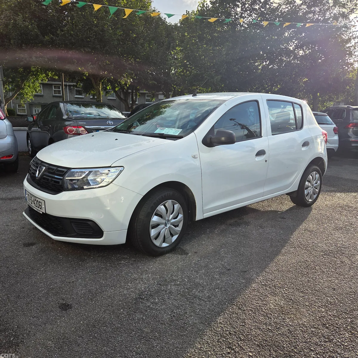 Dacia Sandero Hatchback, Petrol, 2017, White
