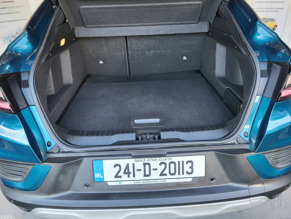 Renault Arkana Hatchback, Petrol, 2024, Blue
