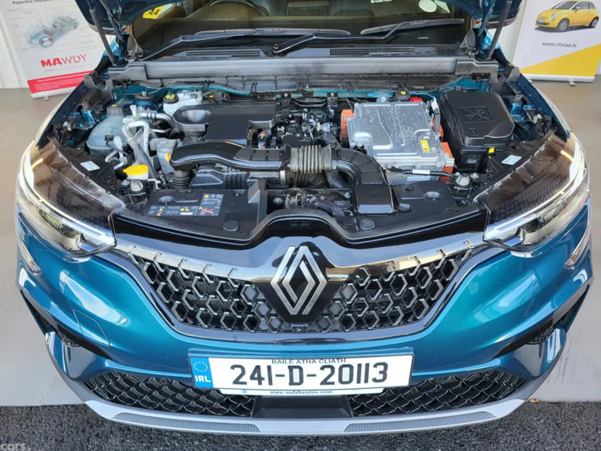 Renault Arkana Hatchback, Petrol, 2024, Blue