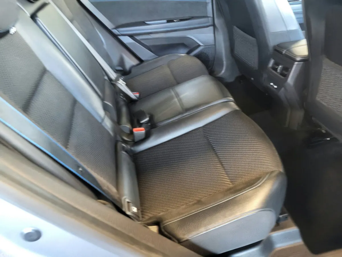 Renault Austral SUV, Petrol, 2024, Grey