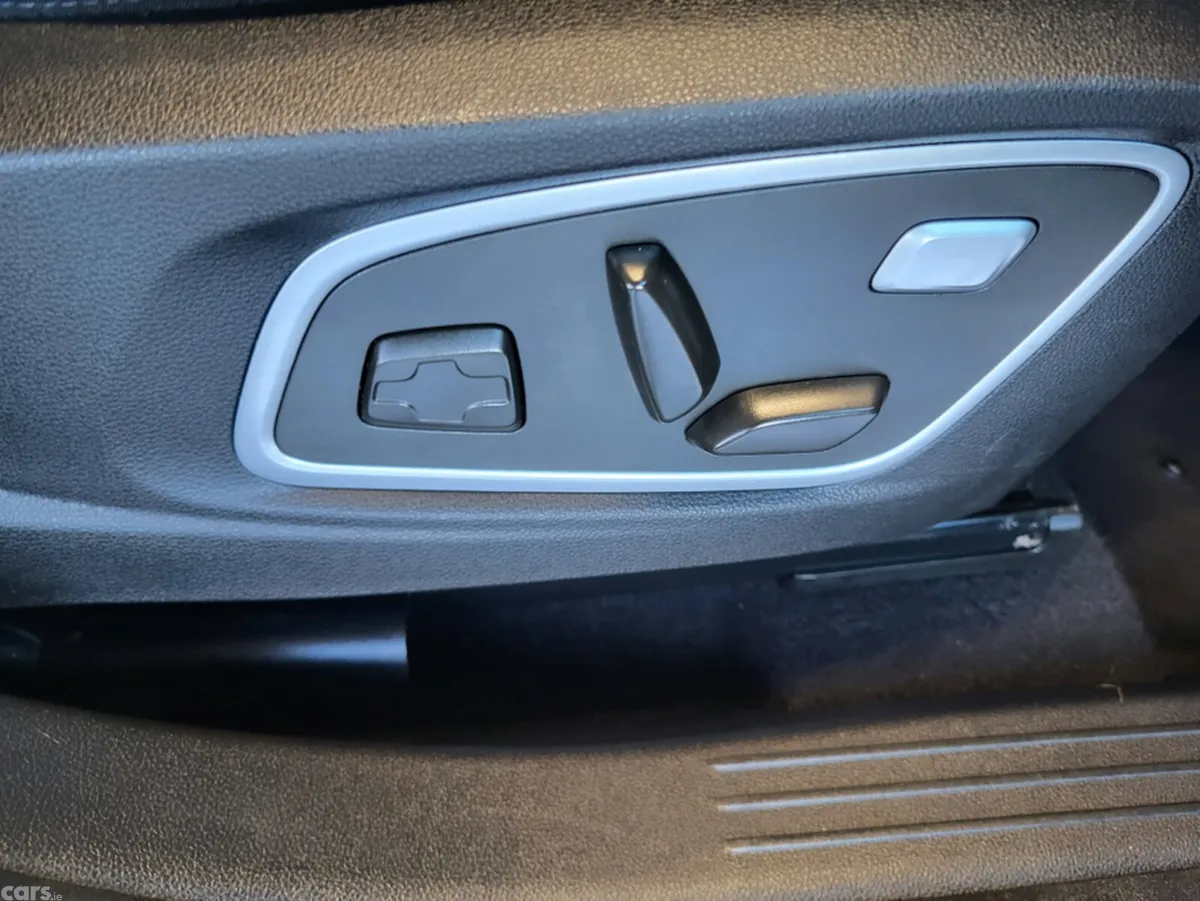Kia Sportage MPV, Petrol Hybrid, 2024, Grey