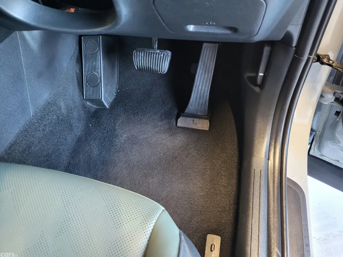 Kia Sportage MPV, Petrol Hybrid, 2024, Grey