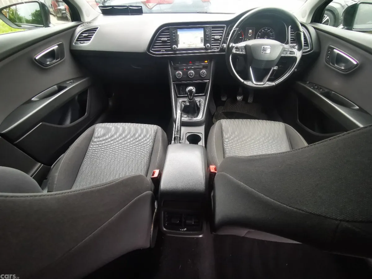 SEAT Leon Hatchback, Diesel, 2016, Black