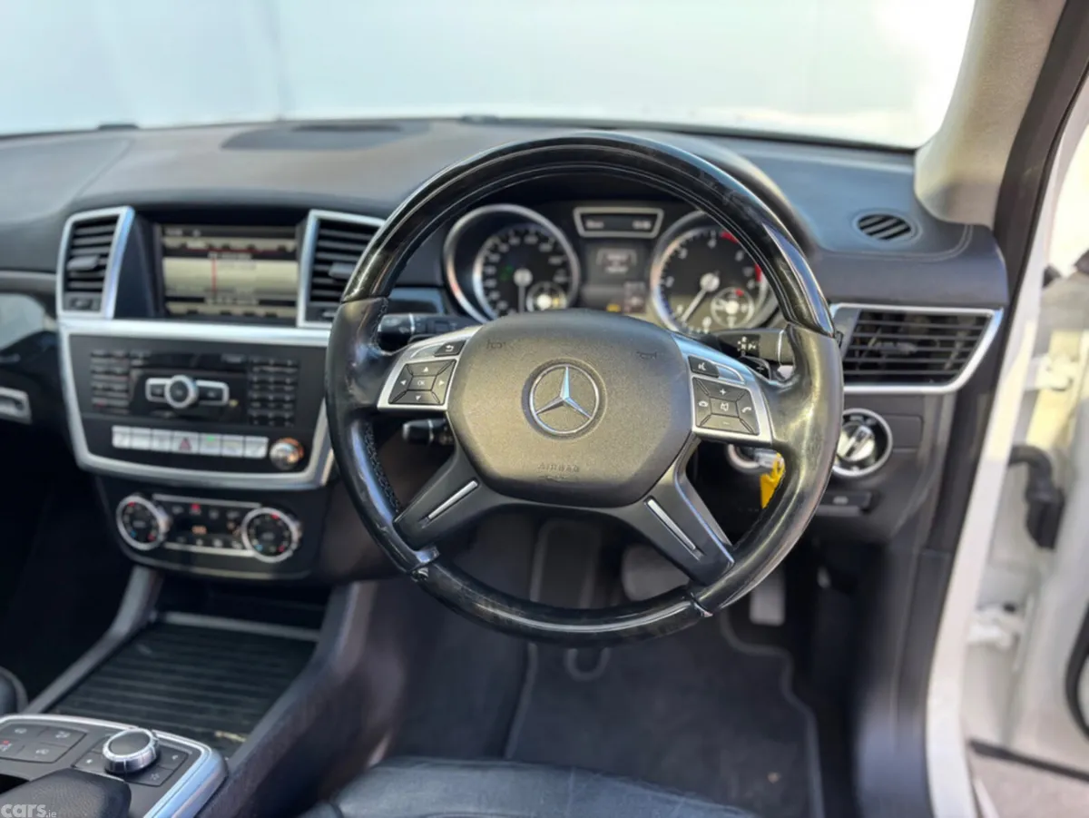 Mercedes-Benz GL-Class Van, Diesel, 2016, White