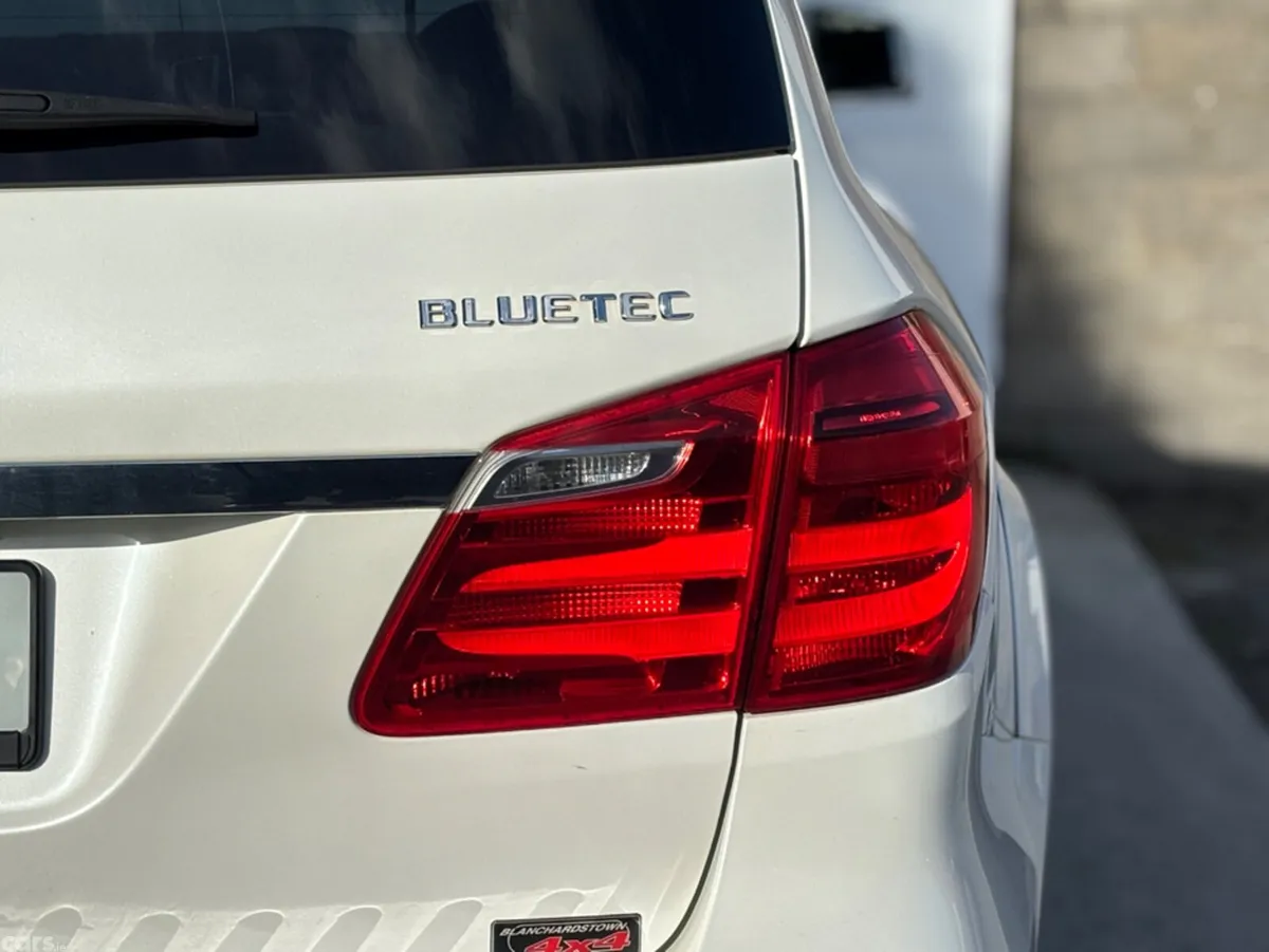 Mercedes-Benz GL-Class Van, Diesel, 2016, White