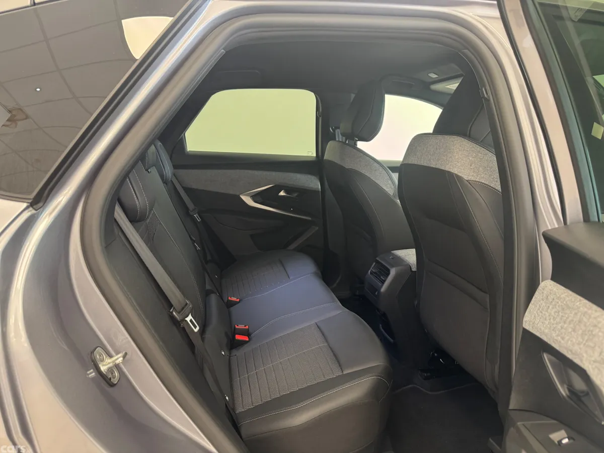 Peugeot 3008 MPV, Petrol Hybrid, 2025, Grey