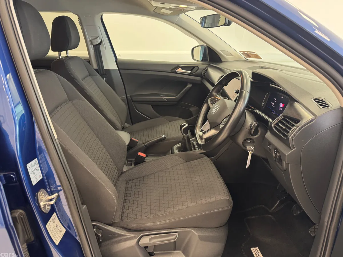 Volkswagen T-Cross SUV, Petrol, 2023, Blue