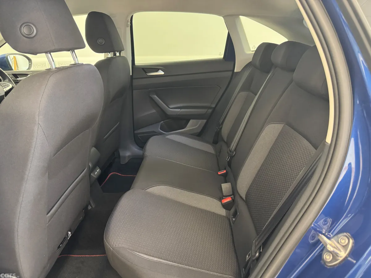 Volkswagen Taigo SUV, Petrol, 2025, Blue