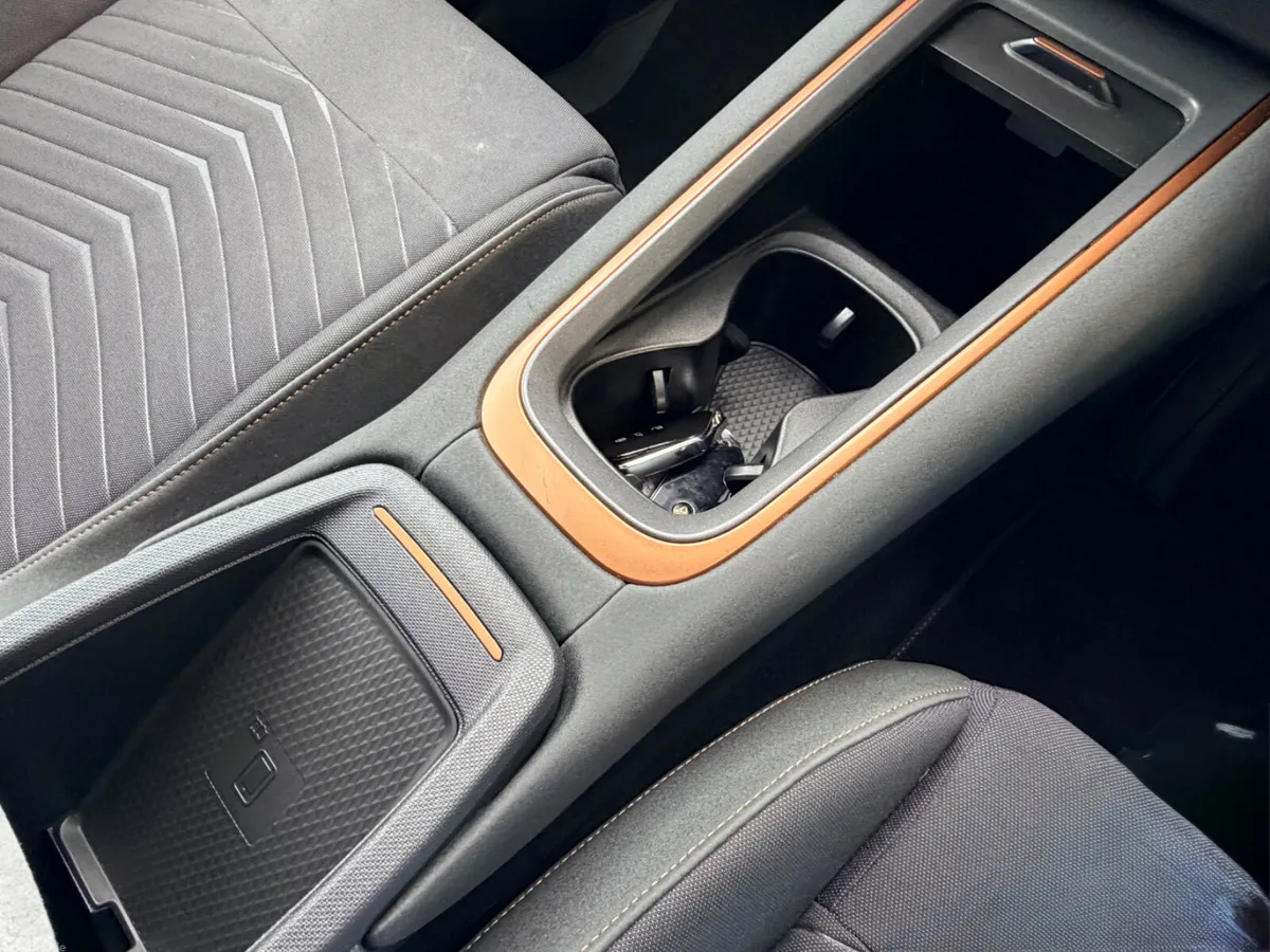 Cupra Born Estate, Electric, 2023, Grey