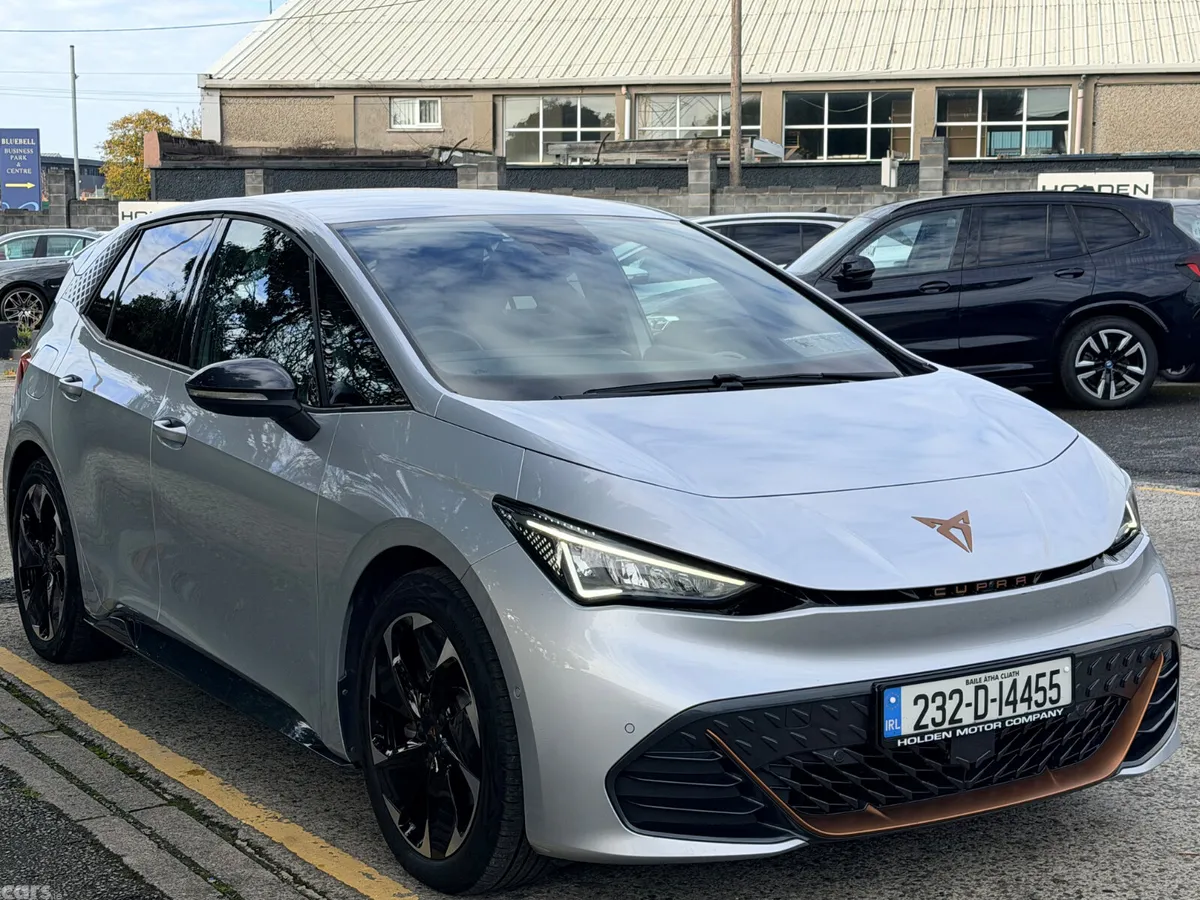 Cupra Born Estate, Electric, 2023, Grey