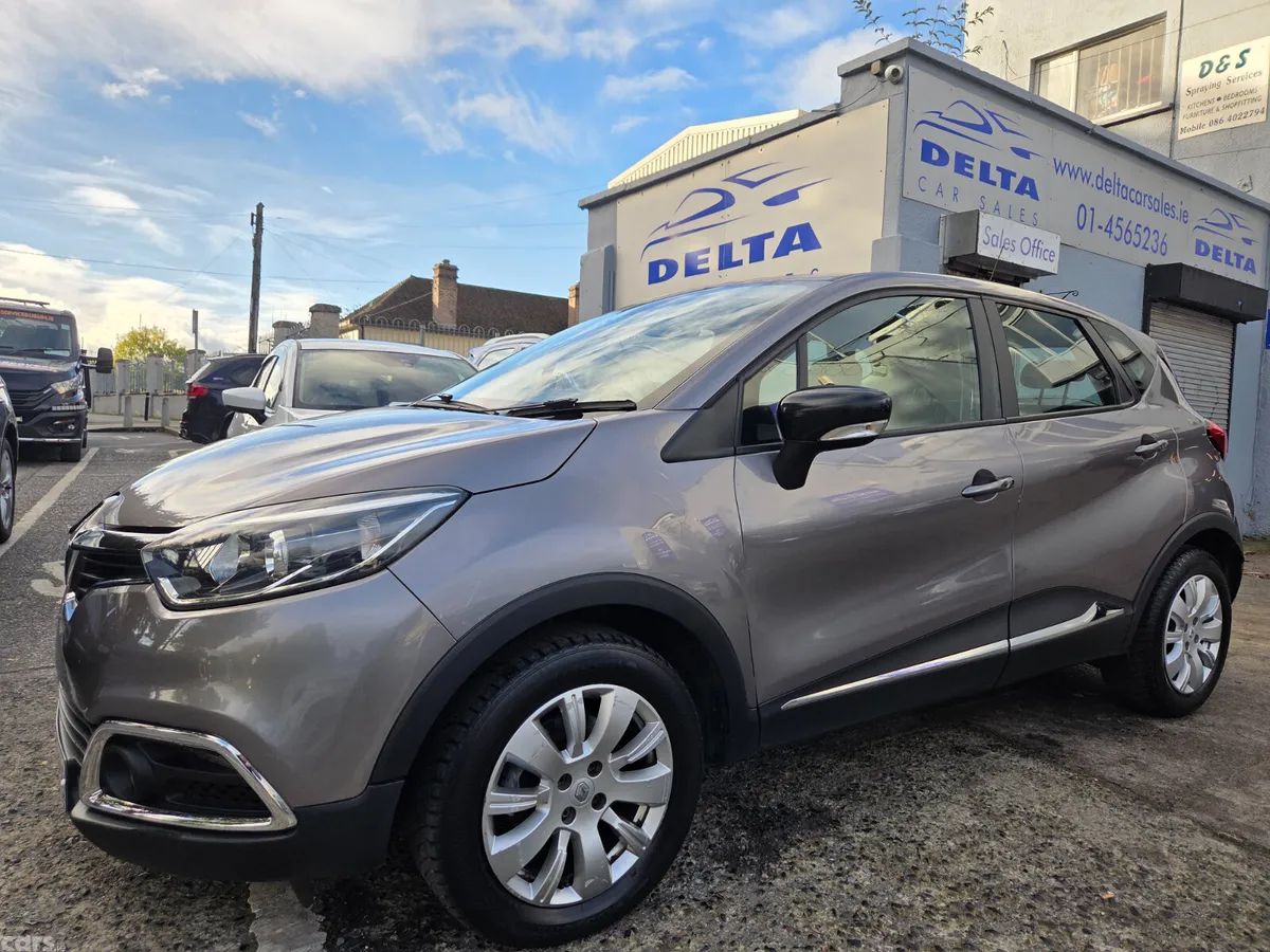 Renault Captur Hatchback, Diesel, 2015, Grey